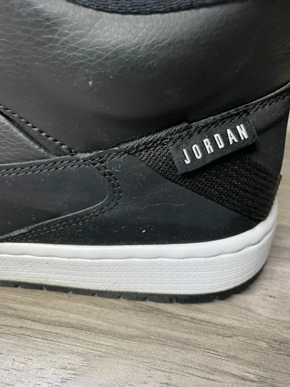 Nike Air Jordan Fadeaway Mens High Top Sneakers: Black/White: Size 10